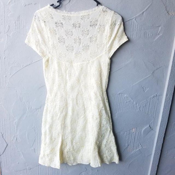 Free people off white/yellow lace dress small floral cut - Picture 5 of 6